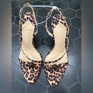 NWT Antonio Melani Ames Leopard Grosgrain Ornamented Toe Thong Dress Sandals